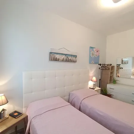 Le Ginestre Apartment