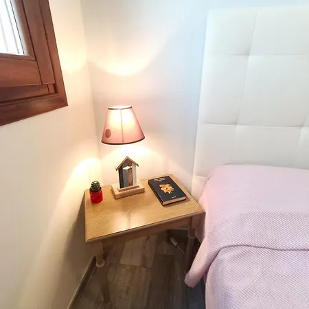 Le Ginestre Apartment *